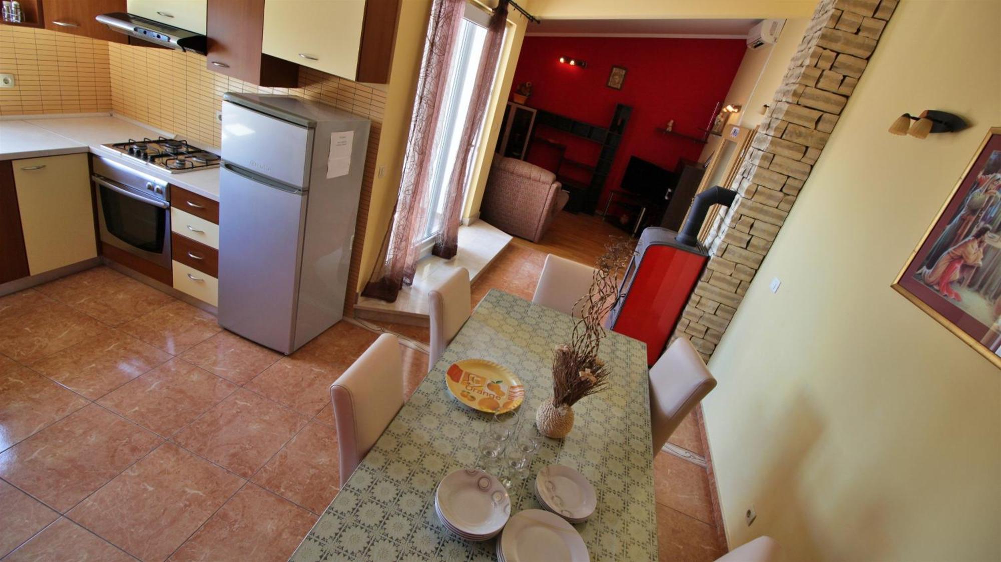 Apartments Marusic Omis Exterior photo