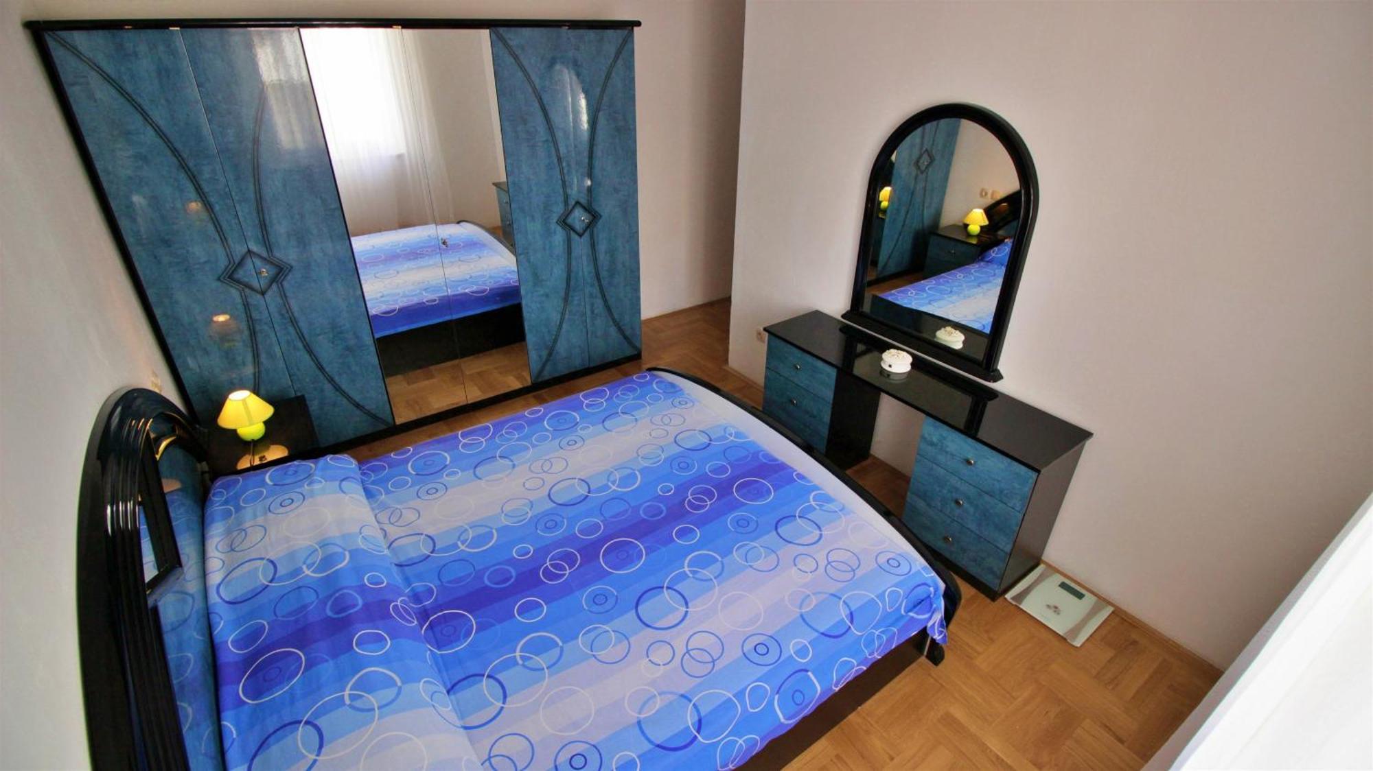 Apartments Marusic Omis Exterior photo