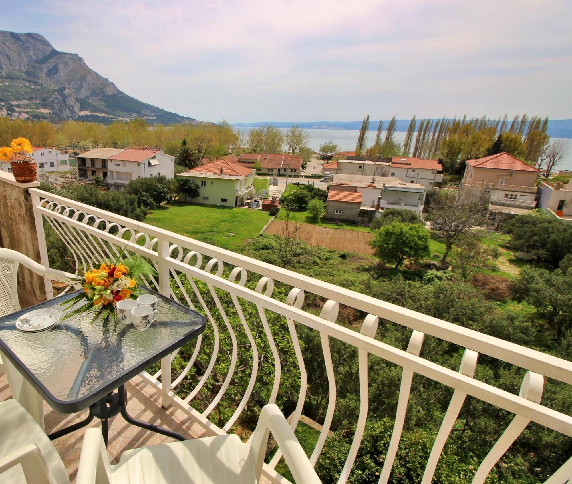 Apartments Marusic Omis Exterior photo